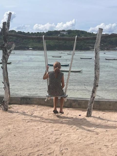 Mista Ceningan'S Beach Bungalows Previously The Kubu 221 Lembongan Exterior foto